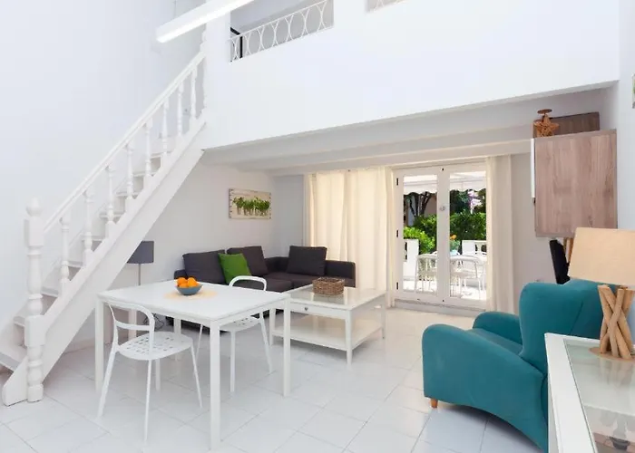 Mr Hotelet De La Racona & Hotell Denia