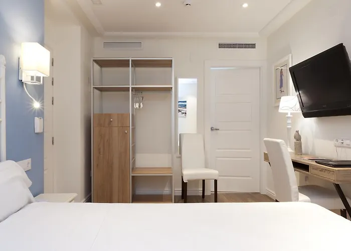 Mr Hotelet De La Racona & Hotell Denia