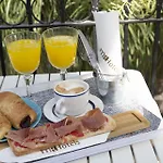 Mr Hotelet De La Racona & Hotell