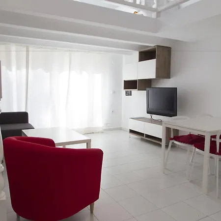 Otel Mr Hotelet De La Racona & 3*