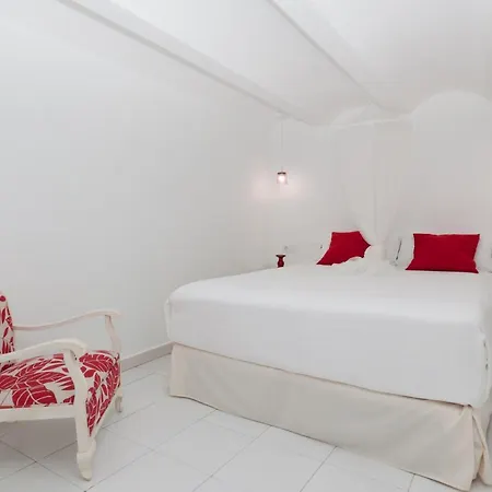 Hotel Mr Hotelet De La Racona & 3*