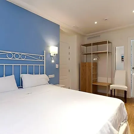 Mr Hotelet De La Racona & Hotel 3*