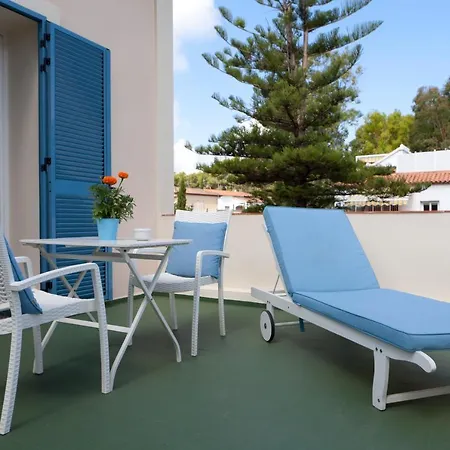 Mr Hotelet De La Racona & Hotel