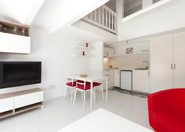 Mr Hotelet De La Racona & Ξενοδοχείο 3*