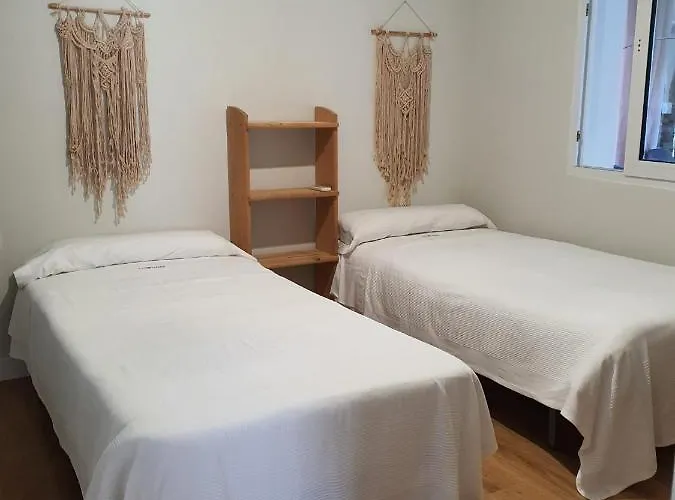 Mr Hotelet De La Racona & 3*